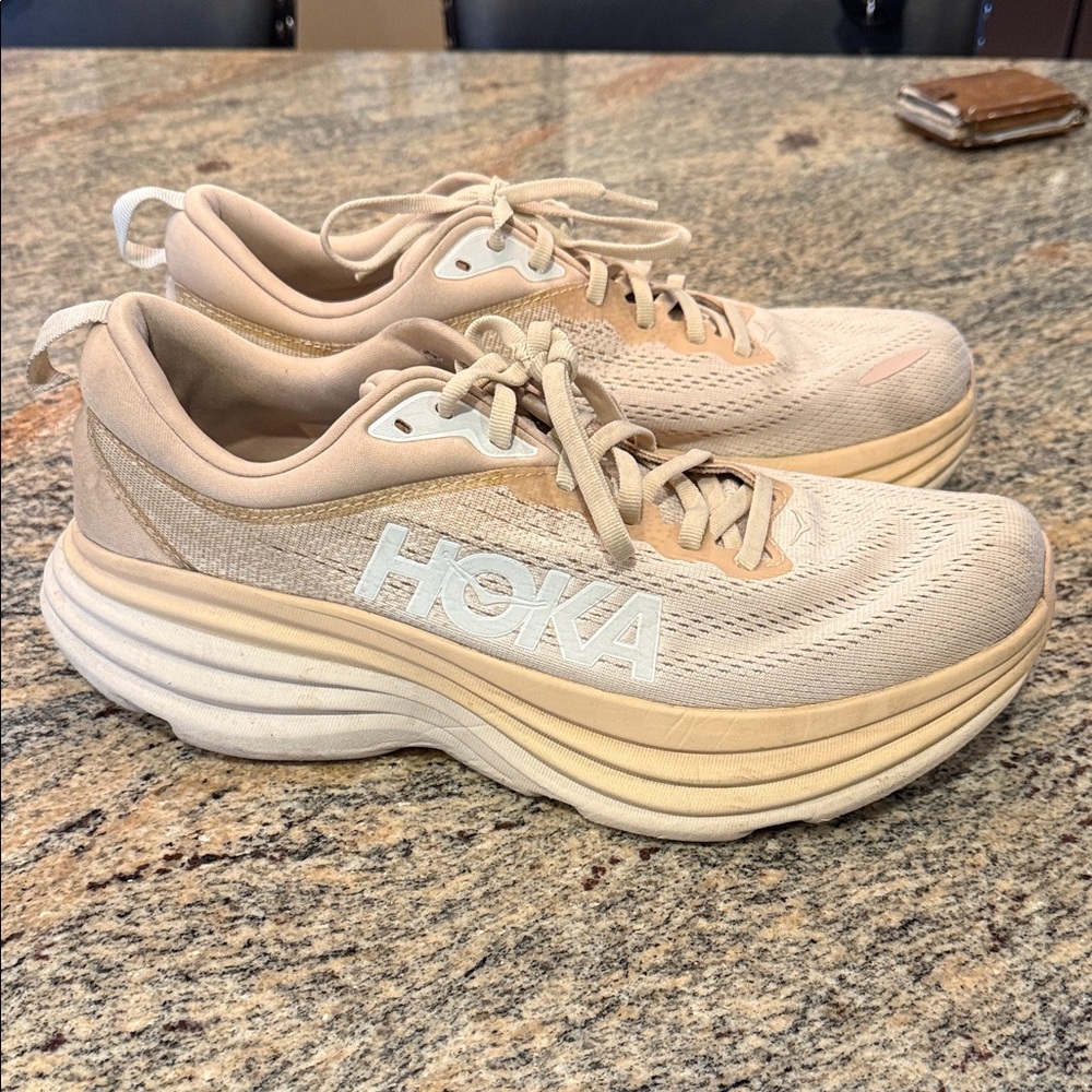 Hoka Women's Beige Bondi 8 size 10b
